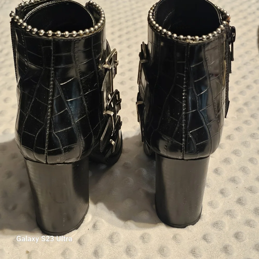 Studded, block heel boots - Picture 2 of 9